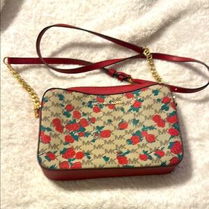 Beautiful Rose pattern printed Michael Kors Cross body or shoulder purse